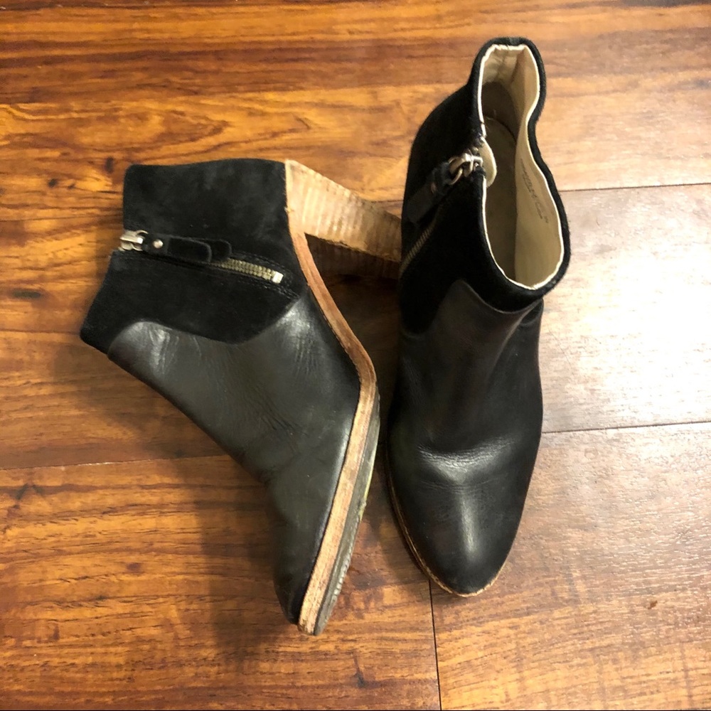 BODEN “Harper” Black Leather Suede Bootie size 39 9 - Picture 2 of 9